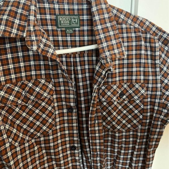 Roots Plaid - Picture 1 of 2